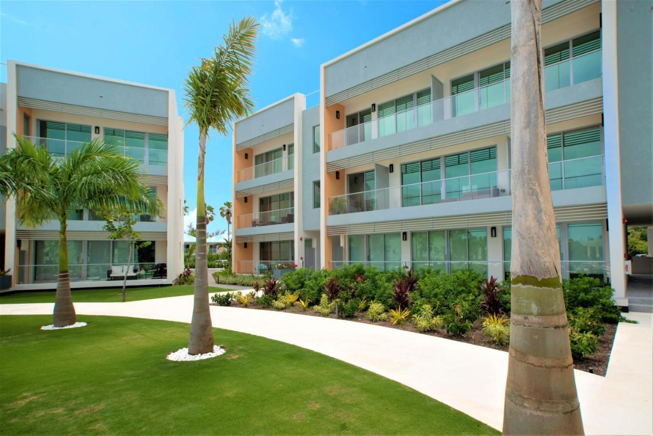 Cayman Luxury Rentals At One Canal Point George Town Exteriör bild