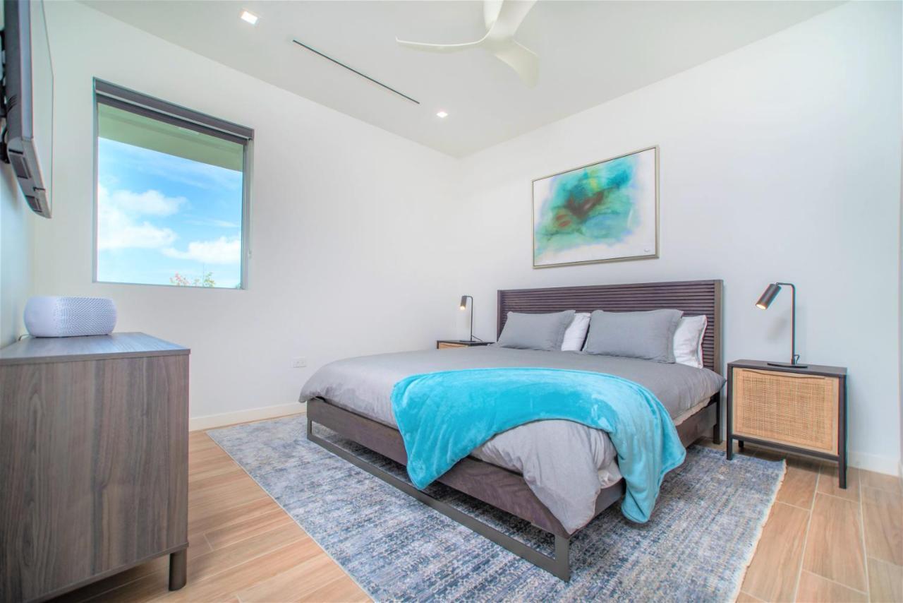 Cayman Luxury Rentals At One Canal Point George Town Exteriör bild