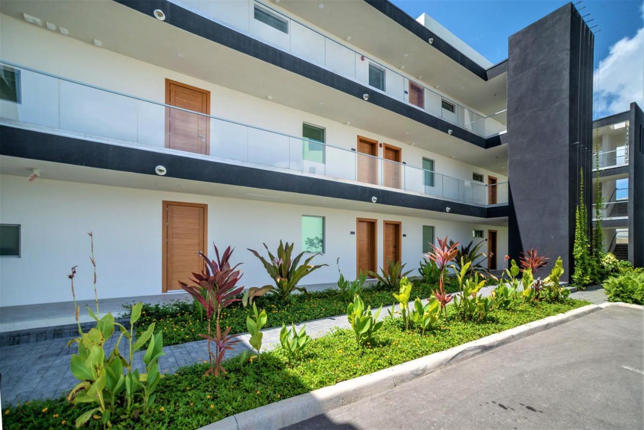 Cayman Luxury Rentals At One Canal Point George Town Exteriör bild