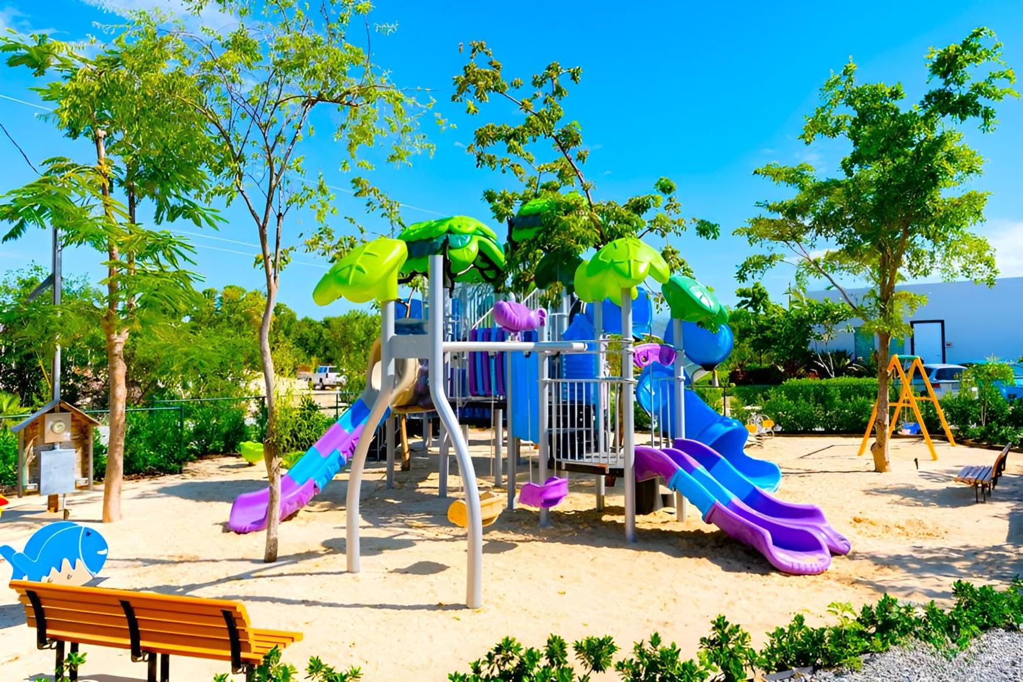 Cayman Luxury Rentals At One Canal Point George Town Exteriör bild