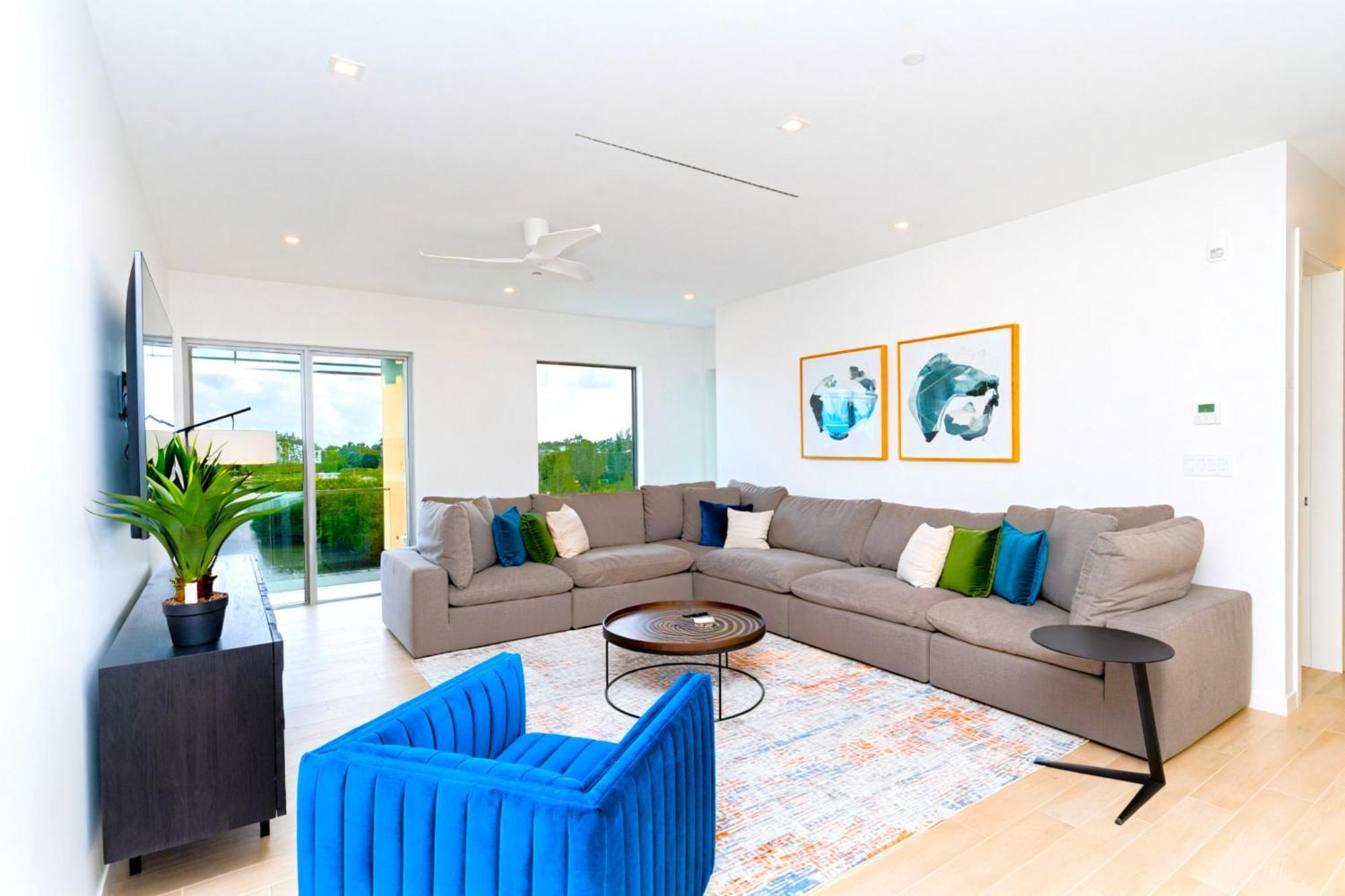 Cayman Luxury Rentals At One Canal Point George Town Exteriör bild