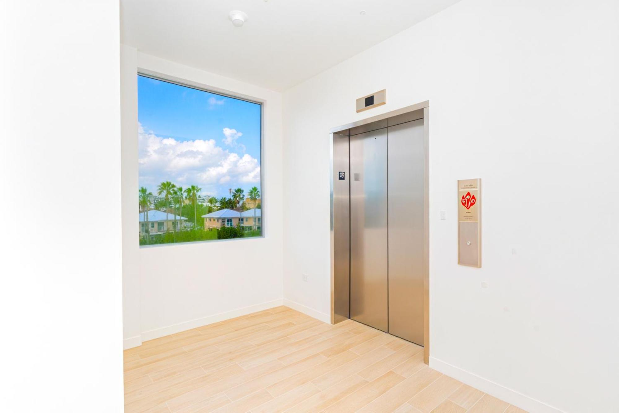 Cayman Luxury Rentals At One Canal Point George Town Exteriör bild